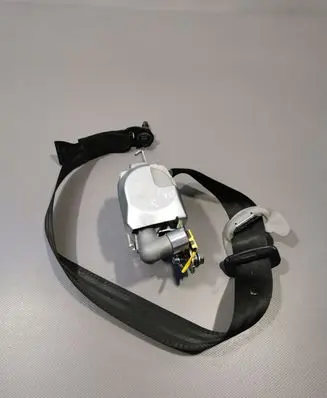 Hyundai i40 Front seatbelt