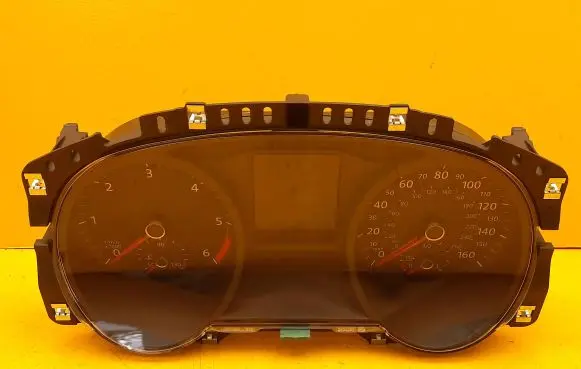 Speedometer (instrument cluster)