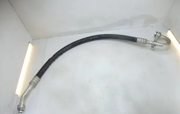 Air conditioning (A/C) pipe/hose
