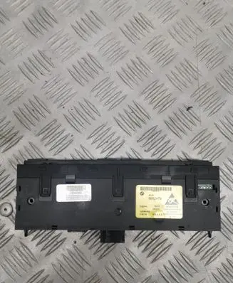 BMW 5 E60 E61 Seat heating switch 6952479 284243 13580362