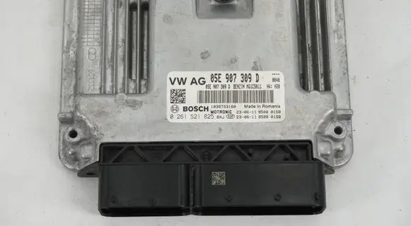 Seat Leon (5F) Engine control unit/module 05E907309D