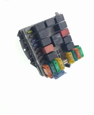 Iveco Daily 35 - 40.10 Fuse module 69501171