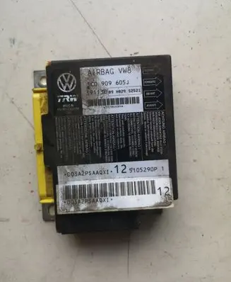 Volkswagen PASSAT B6 Airbag control unit/module 3C0909605J