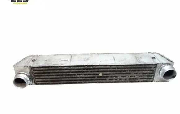 BMW 5 E60 E61 Coolant radiator 7787446
