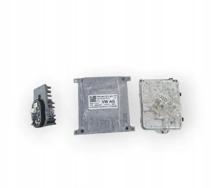Volkswagen Golf VII Headlight ballast module Xenon 7P5941572AG