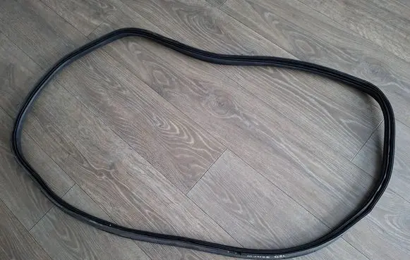Ford Mondeo MK V Rear door rubber seal (on body) QFW