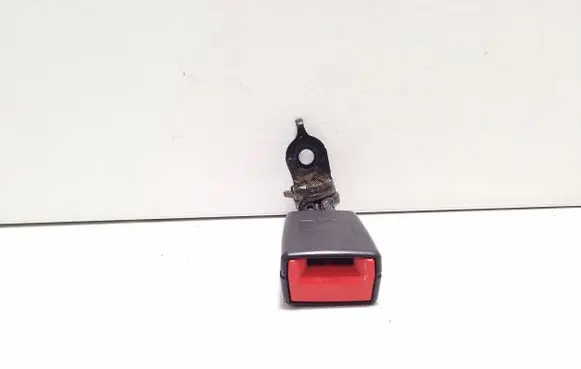 Volkswagen Tiguan Rear seatbelt buckle 5M0857753E