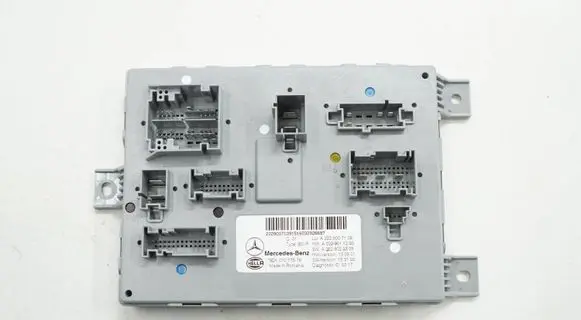 Mercedes-Benz C W205 Central body control module A2229007109ACR A2229007109