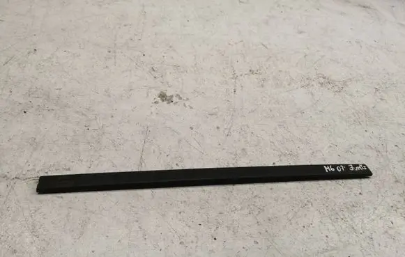 Roof trim bar molding cover