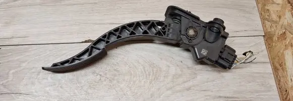 Mitsubishi Outlander Accelerator throttle pedal Mn101544 07095c3b0354 46929172033