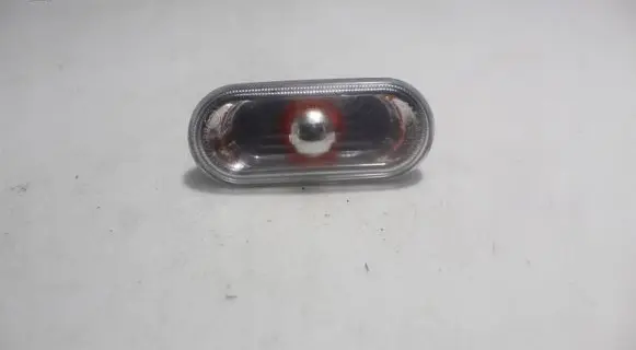 Volkswagen Transporter - Caravelle T5 Front fender indicator light
