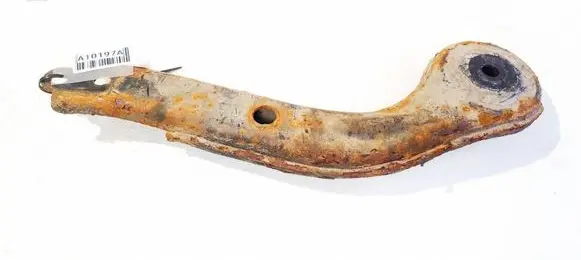 Subaru Legacy Bracket in trunk/boot 