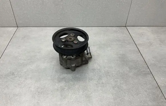Porsche Cayenne (92A) Power steering pump 7P5422154D
