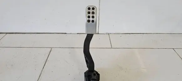 Peugeot RCZ Accelerator throttle pedal 9687348480 5000526 6PV00994916