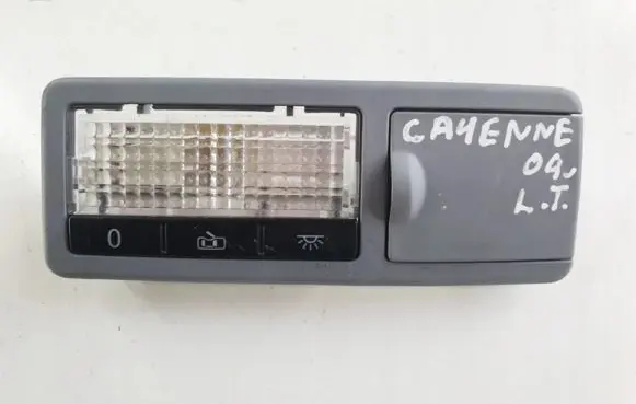 Porsche Cayenne (9PA) Rear seat light