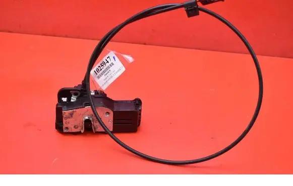 Tesla Model S Rear door lock 6008911-00-D