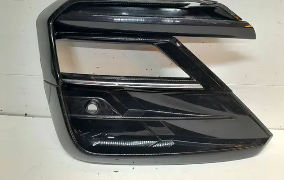 Volkswagen Tiguan Front bumper lower grill 5NA853665D 5NA853949B 5NA853665E