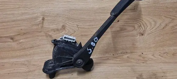Volvo S80 Accelerator throttle pedal 30666660