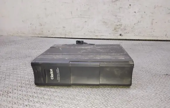 Peugeot 407 CD/DVD changer 9647427980