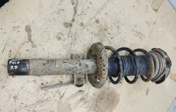 Volkswagen Polo Front shock absorber with coil spring