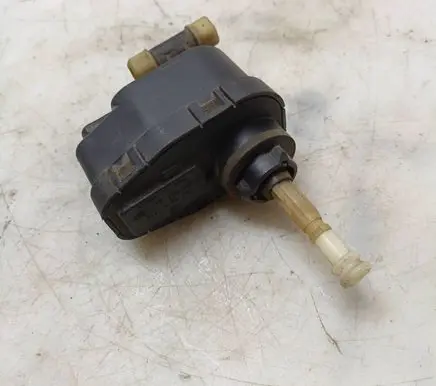 Hyundai Pony Headlight level adjustment motor 0307851338