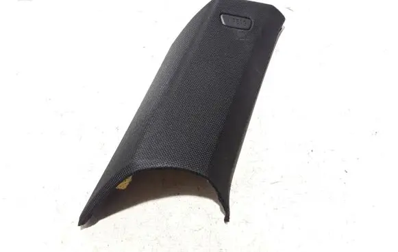 (D)pillar trim (top)