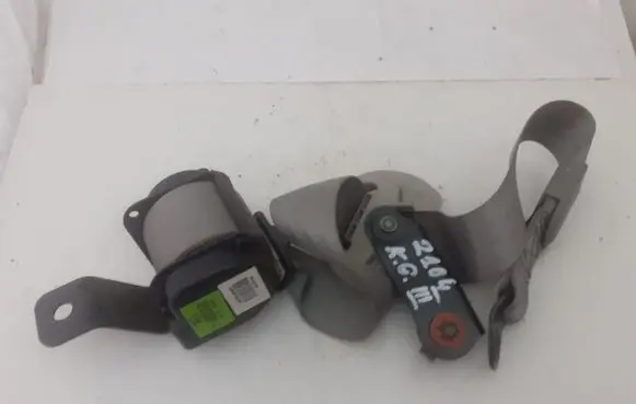 KIA Carnival Rear seatbelt 898104D130