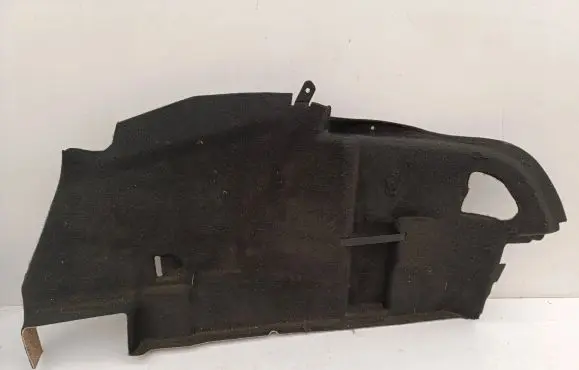 Trunk/boot lower side trim panel