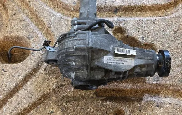 Mercedes-Benz GL X164 Front differential A1643302202 1643302202