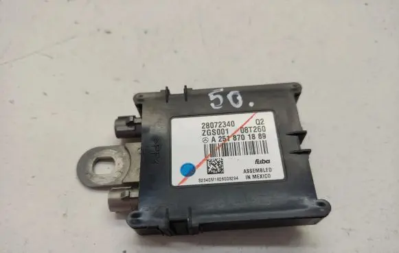 Mercedes-Benz ML W164 Aerial antenna amplifier A2518701889