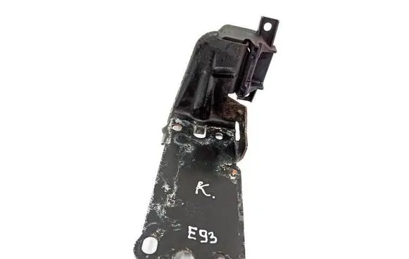 BMW 3 E92 E93 Radiator mount bracket 7117811 5164711781110 2378101C