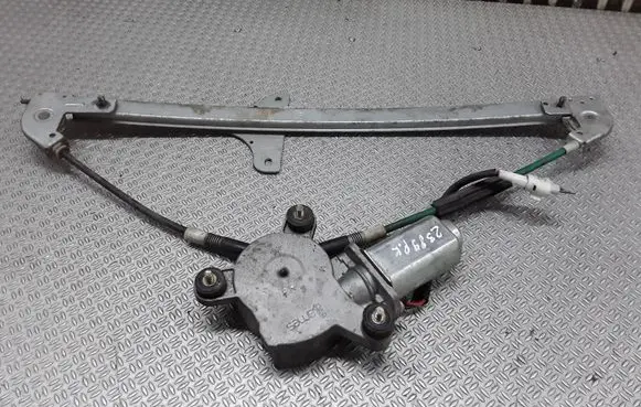Opel Agila A Front door window regulator with motor