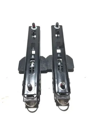 Volvo S60 Seat belt adjustment rail 16521700A