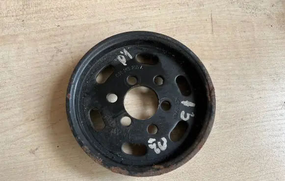 Audi A3 S3 8L Power steering pump pulley 038145255A