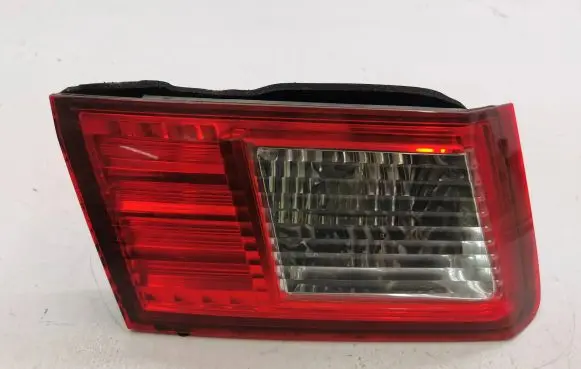 Honda Accord Tailgate rear/tail lights P7479L E412711