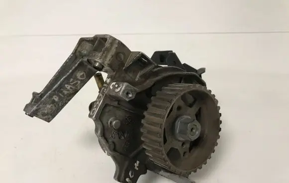 Citroen C5 Fuel injection high pressure pump 0445010102 9683703780A