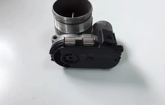Jaguar XE Throttle valve G4D39F991AA