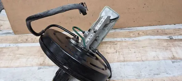 Renault Scenic II - Grand scenic II Brake booster 8200157453 0K7Q6377109