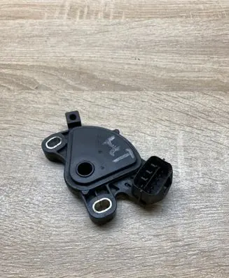 Mitsubishi Outlander Gear selector MR983147 AV2800
