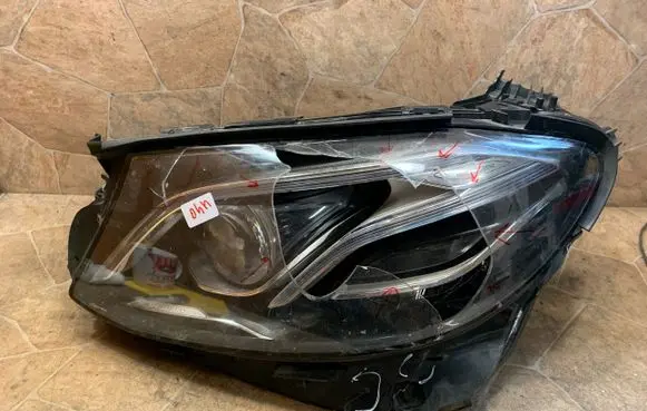 Mercedes-Benz E W213 Headlight/headlamp A2139061704KZ
