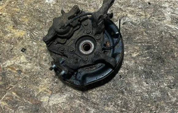 Toyota Verso Front wheel hub 432110F020 17317 432110F040