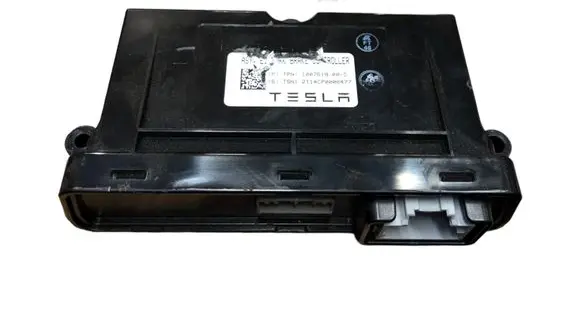Tesla Model S Parking PDC control unit/module 100761800D 2114CP0000477