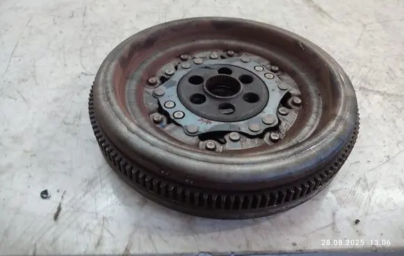 Skoda Superb B6 (3T) Flywheel 