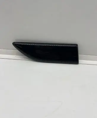 Land Rover Evoque I Front door trim (molding) 