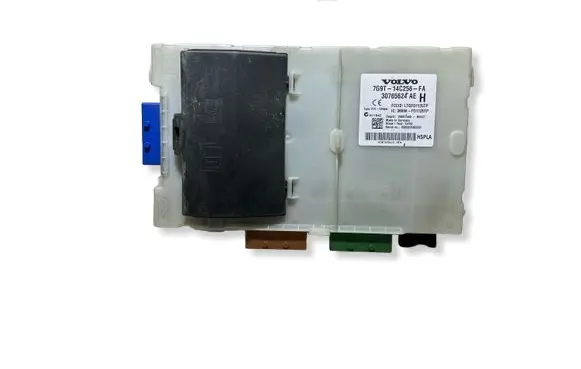 Volvo XC70 Fuse module 30765624AE