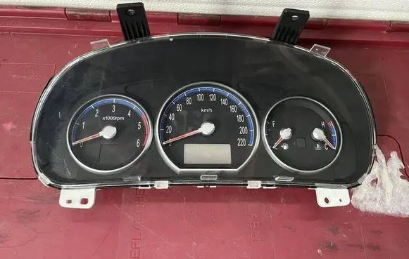 Speedometer (instrument cluster)