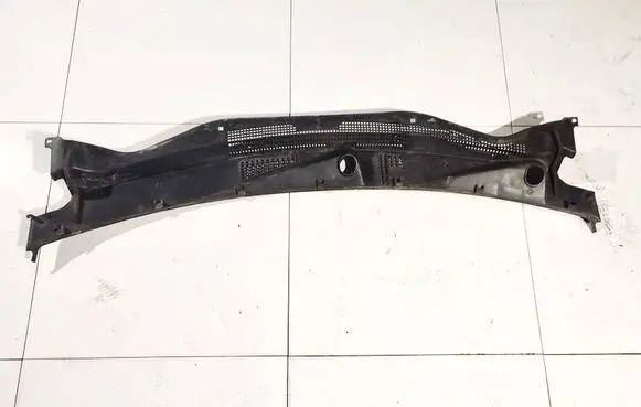 Dodge Caliber Wiper trim 05303815AF