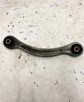 Chrysler 300C Rear control arm 04743217AA