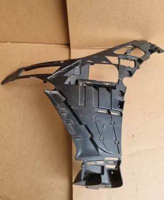 Mercedes-Benz EQE v295 Front bumper mounting bracket A2958853901