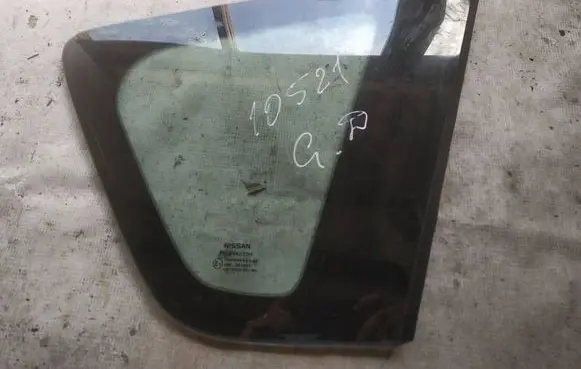 Nissan Note (E11) Rear side window as2